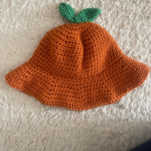 Crochet kids pumpkin hat - Picture 2 of 5